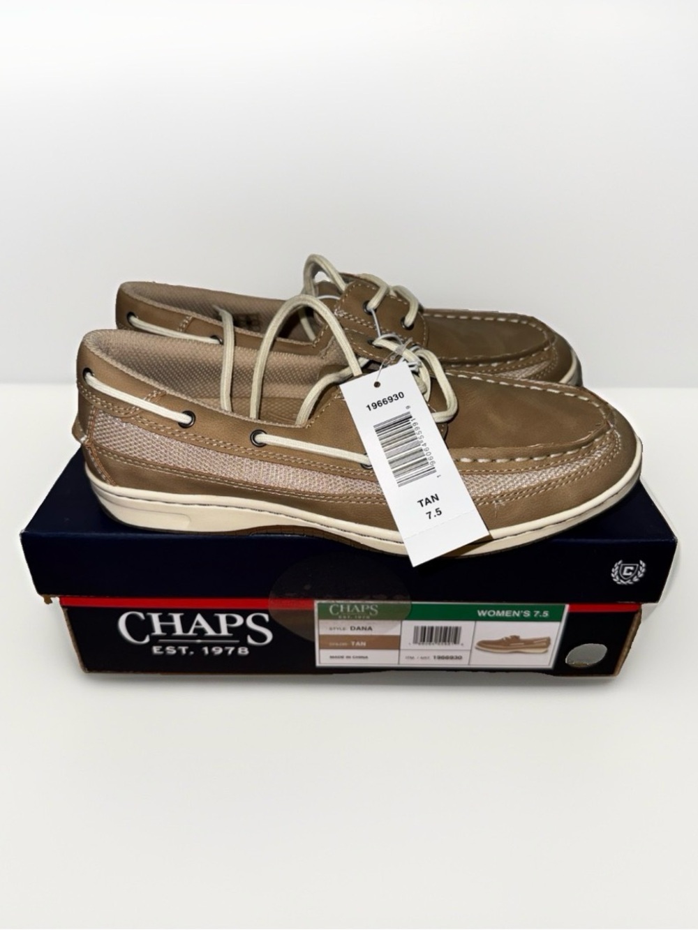 Chaps “Dana” Women’s Water Resistant NON-Marking  Shoes, Size 7.5 (Tan) NWT